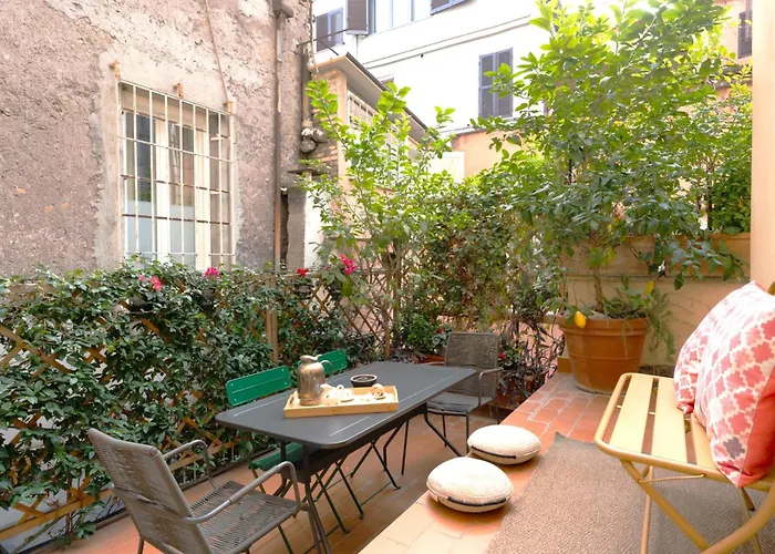 Appartement Trevi My Charming Home, At Trevi Fountain